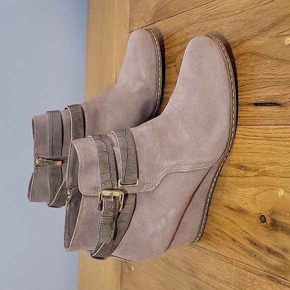 Franco Sarto 9.5 tan leather wedge booties - Picture 3 of 8